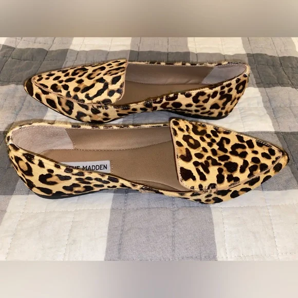 NWOT STEVE MADDEN Feather Leopard Loafer Calf Hair Flat - Picture 6 of 6